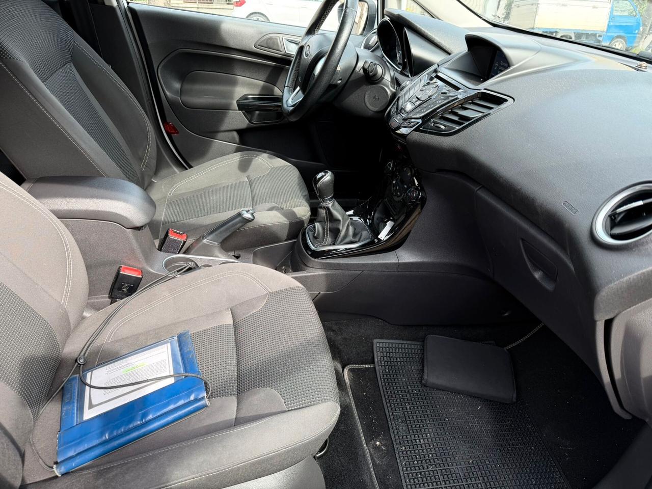 Ford Fiesta 1.5 TDCi 75CV 5 porte Titanium