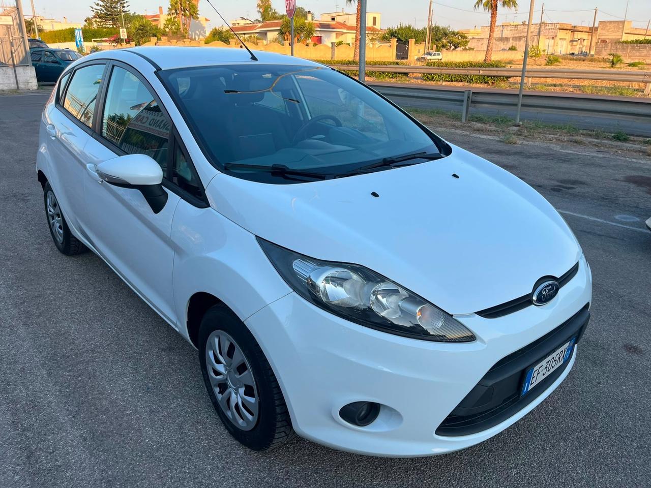 Ford Fiesta 1.2 5 porte Titanium 2010