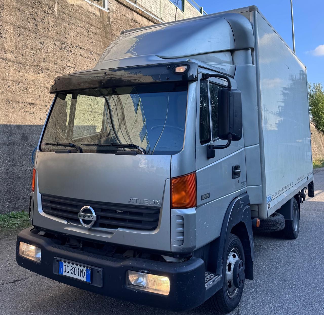 Nissan Atleon 35.15 con la SPONDA