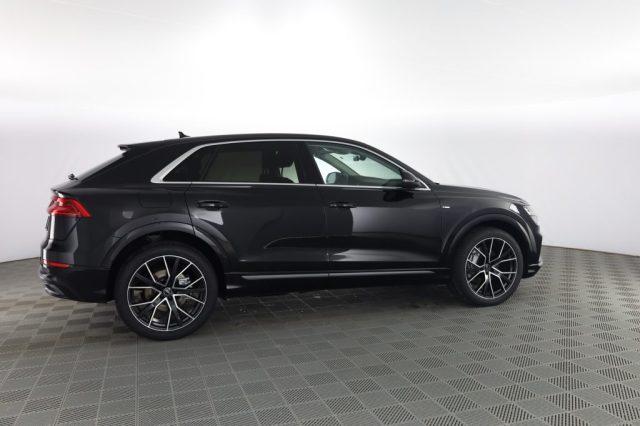 AUDI Q8 Q8 45 TDI quattro tiptronic
