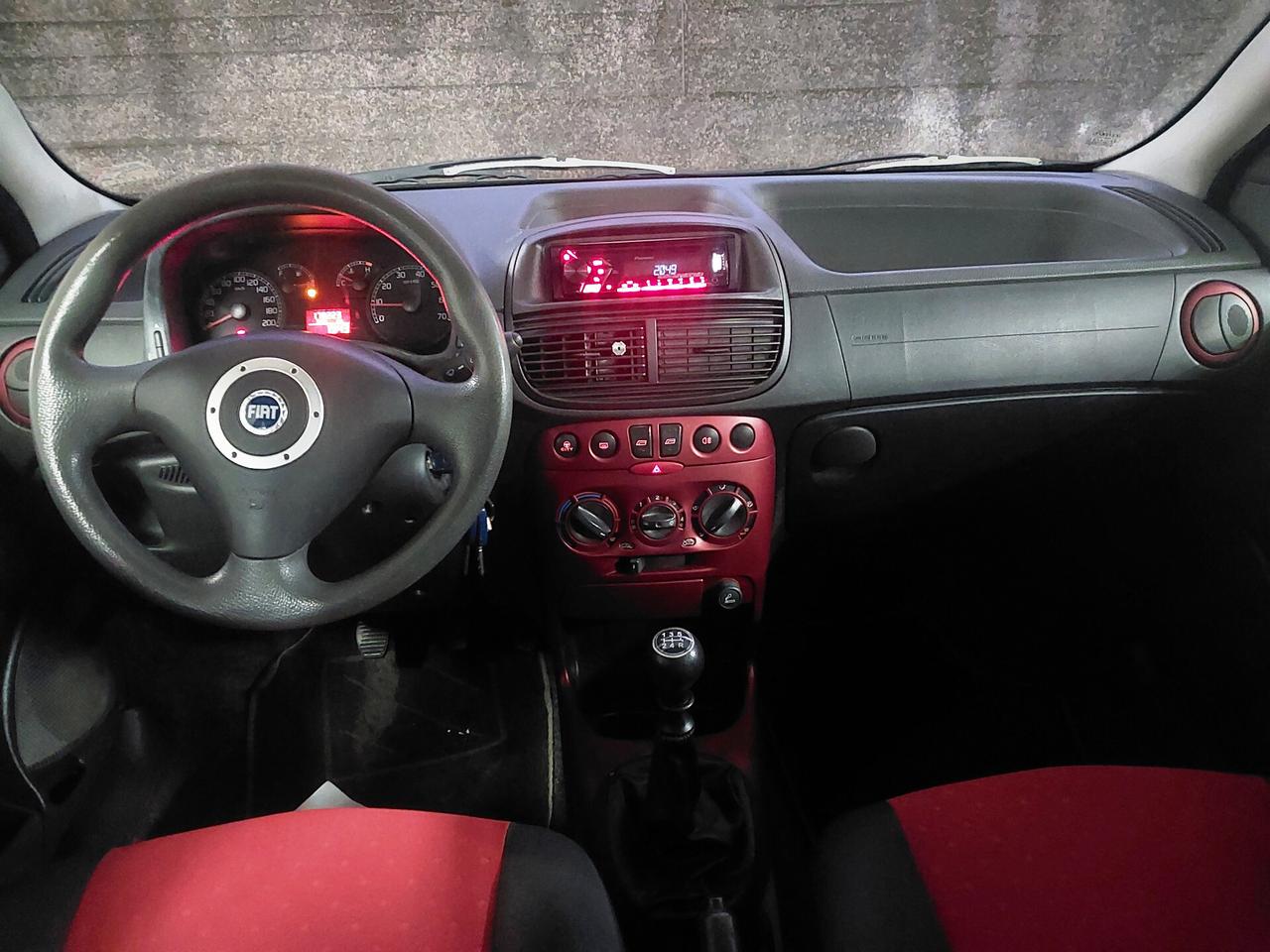 FIAT PUNTO 1.2 5P DYNAM.03/2006