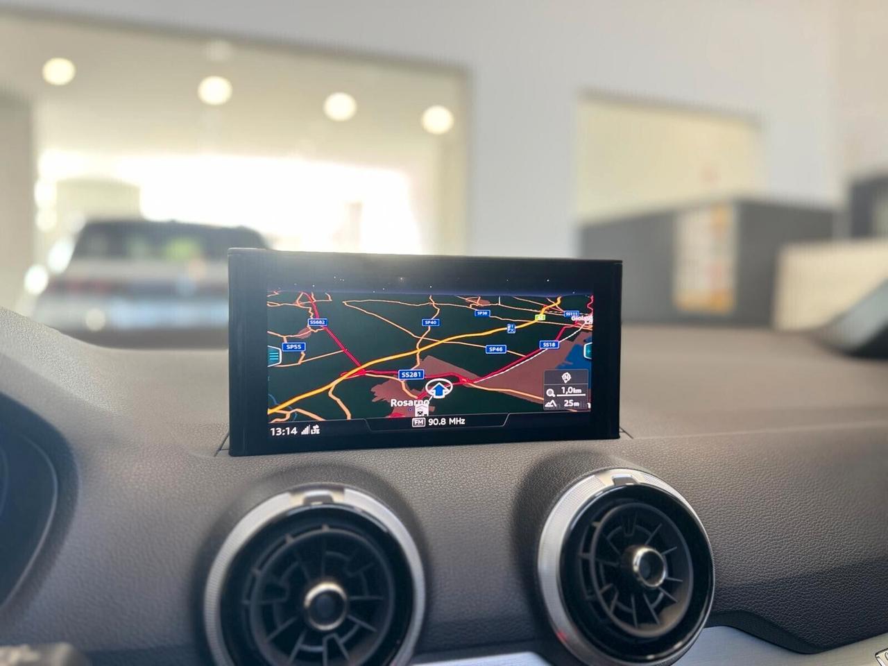 Audi Q2 35 TDI S LINE