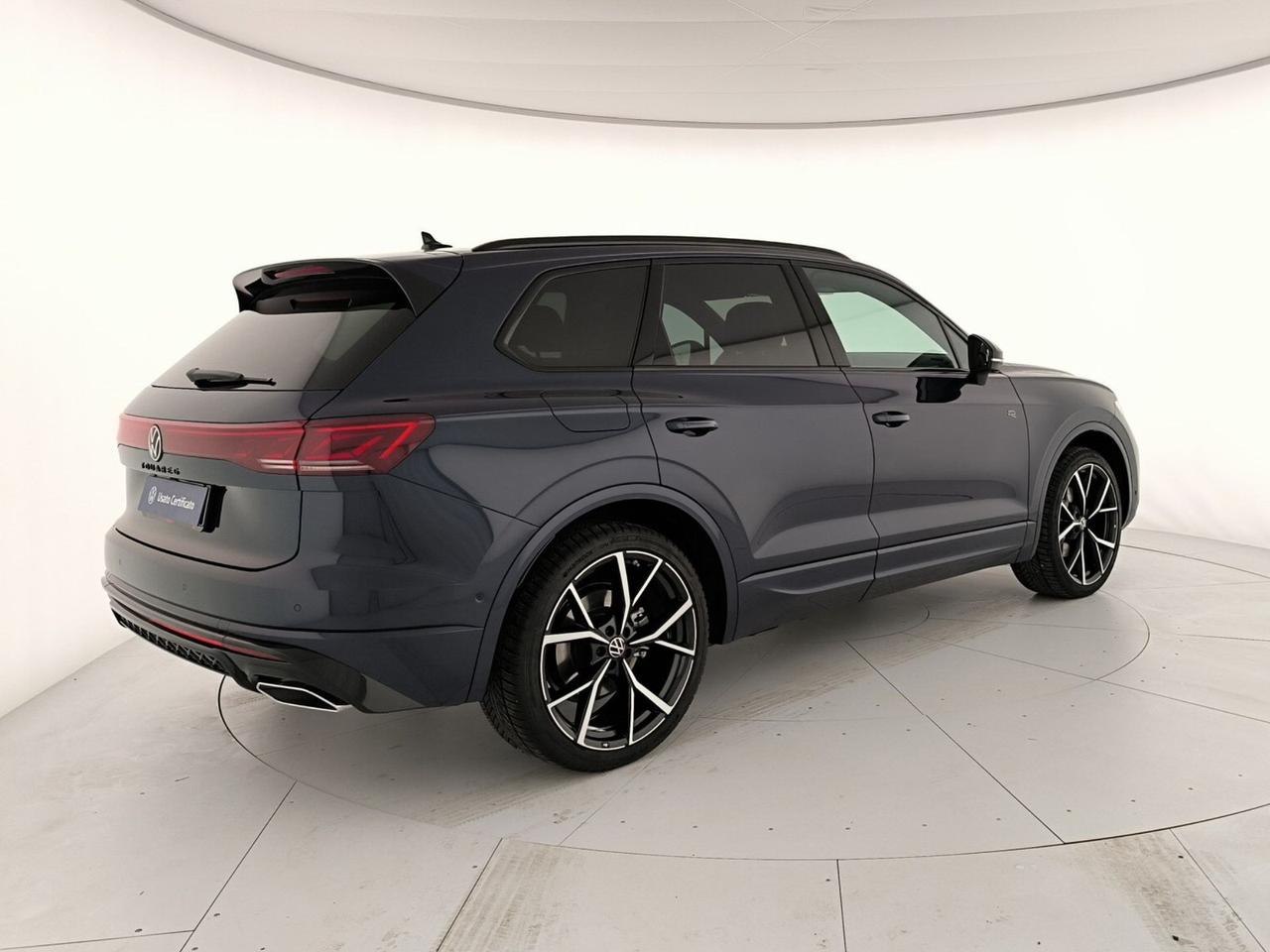 Volkswagen Touareg 3.0 v6 tdi scr r-line 231cv auto