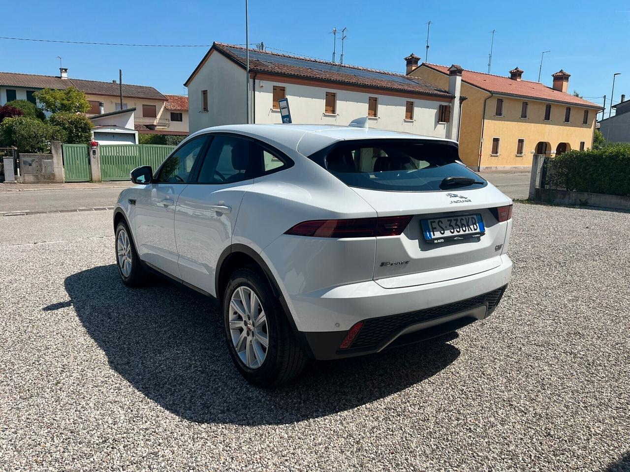 Jaguar E-Pace 2.0D 180 CV AWD aut. R-Dynamic HSE
