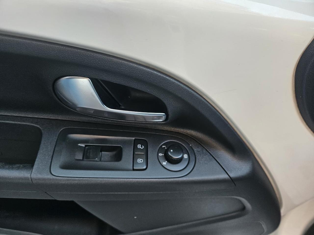 Volkswagen Up! 1.0 eco benz/metano 5porte 68cv