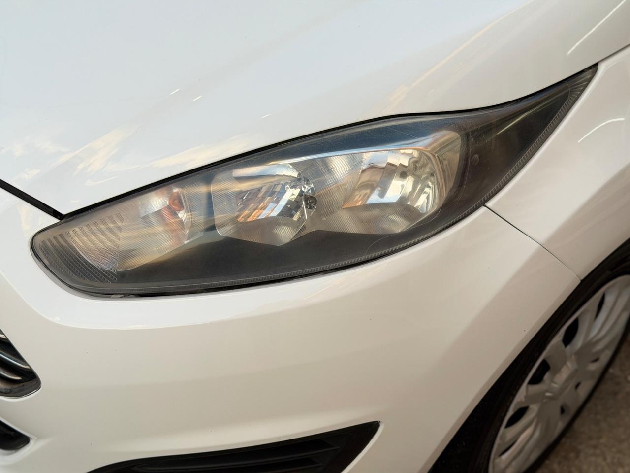 Ford Fiesta 1.4 5 porte Bz.- GPL