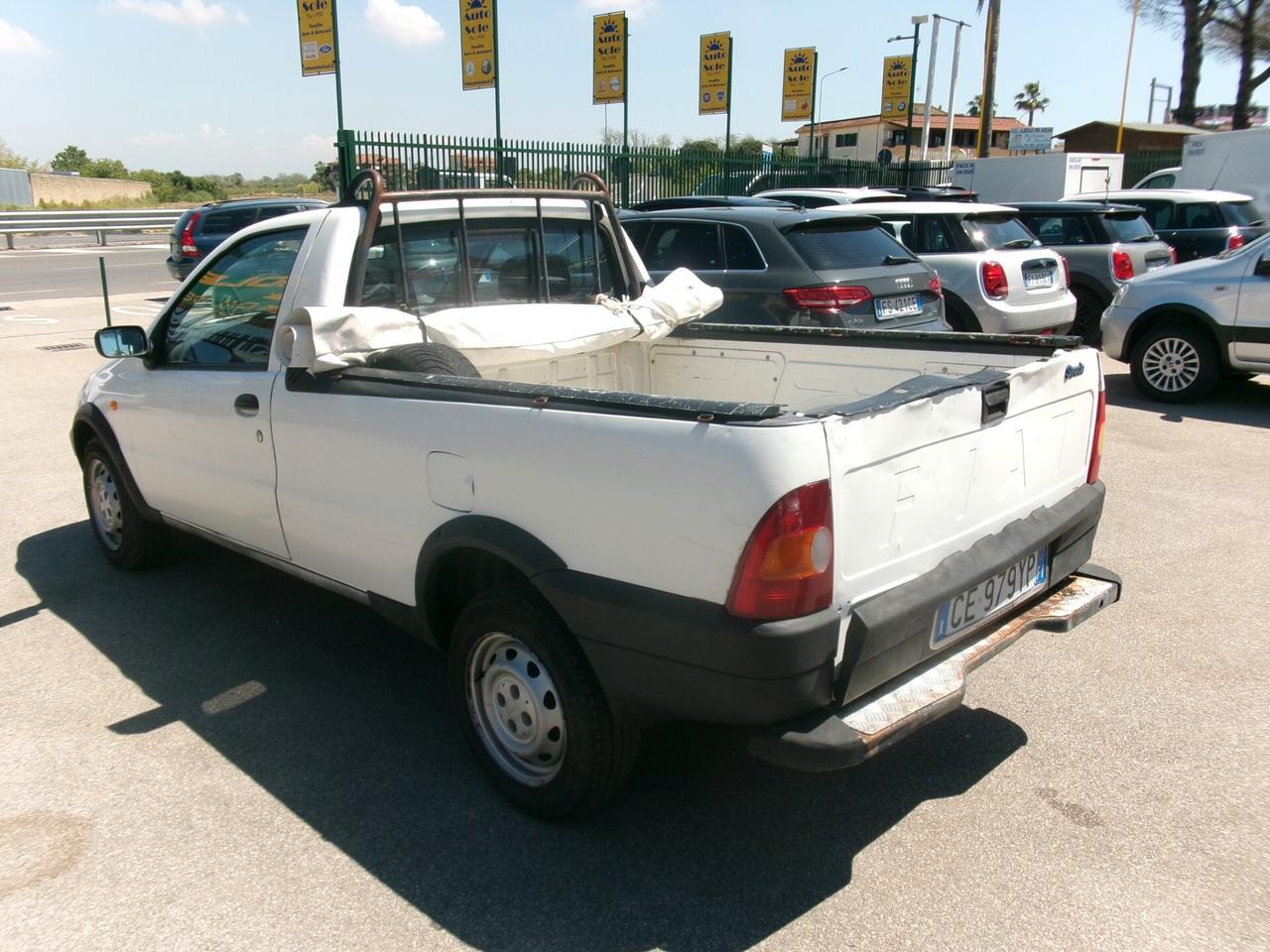 Fiat Strada 1.9 DIESEL PICK-UP 110000 KM CARROZZERIA COME DA FOTO