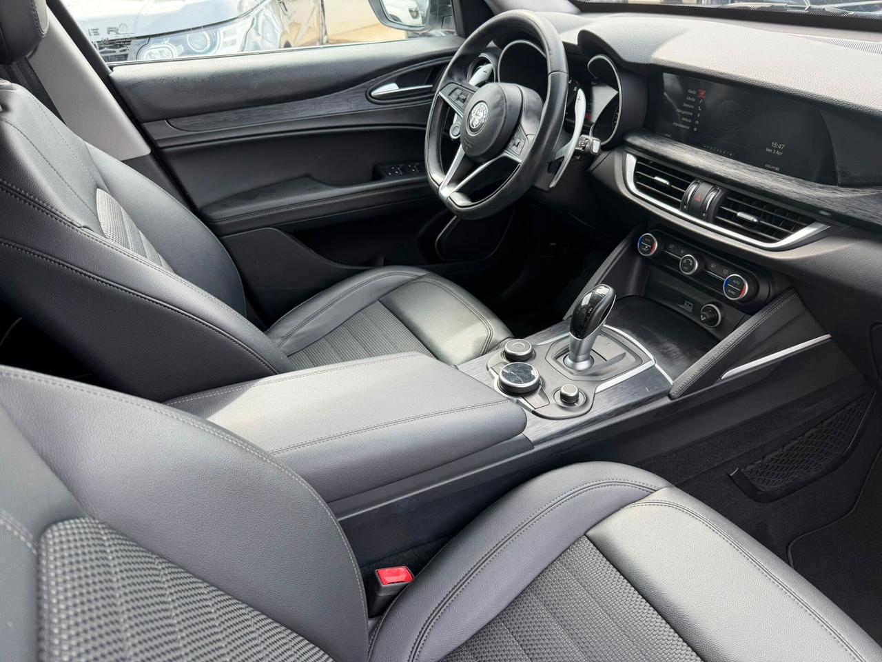 Alfa Romeo Stelvio 2.2 Turbodiesel 190 CV AT8 Q4 Executive