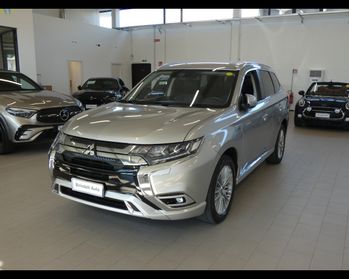 MITSUBISHI Outlander 3ª serie - Outlander 2.4 MIVEC 4WD PHEV Instyle Plus SDA