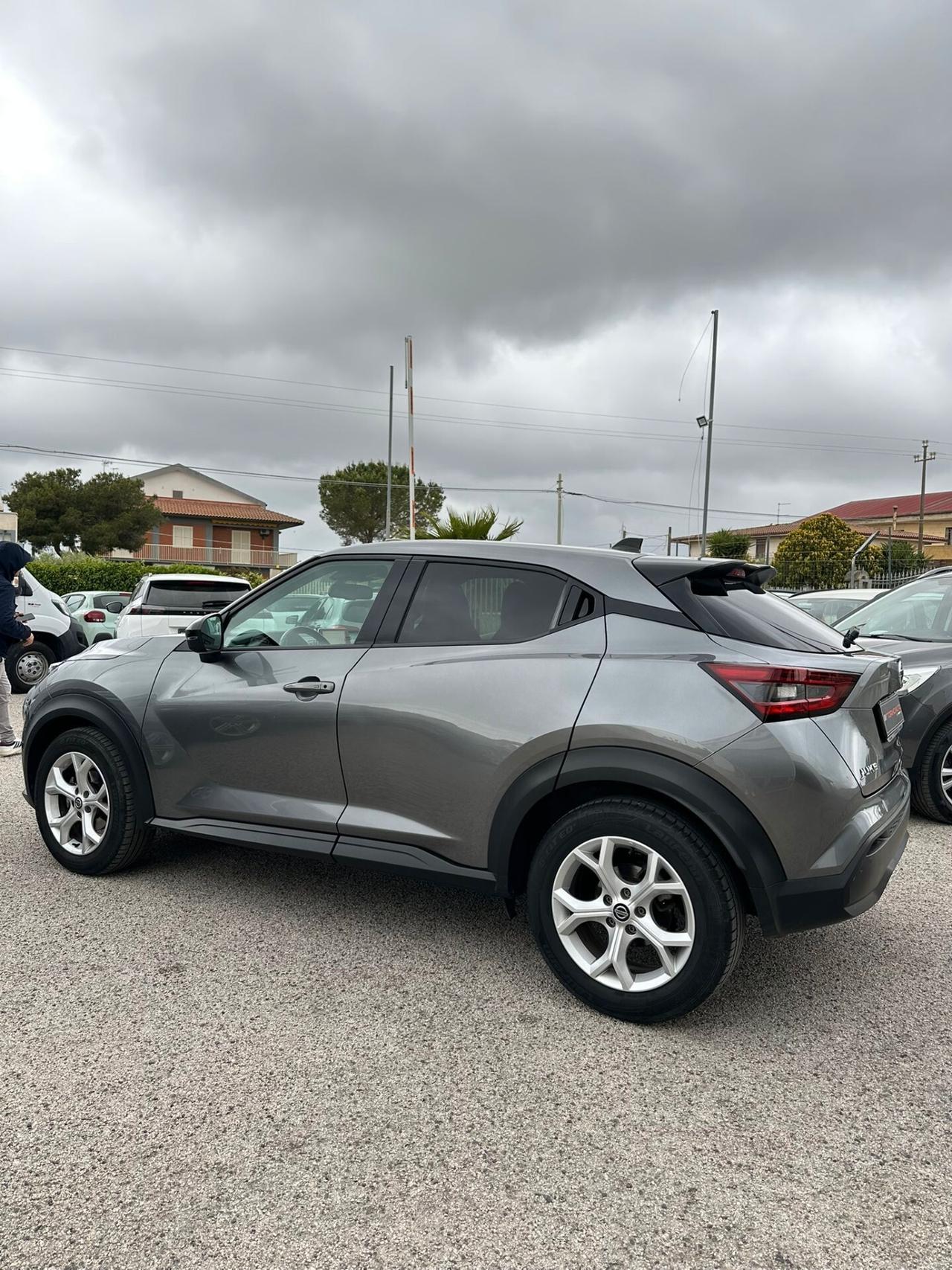 Nissan Juke 1.0 DIG-T 117 CV N-Connecta