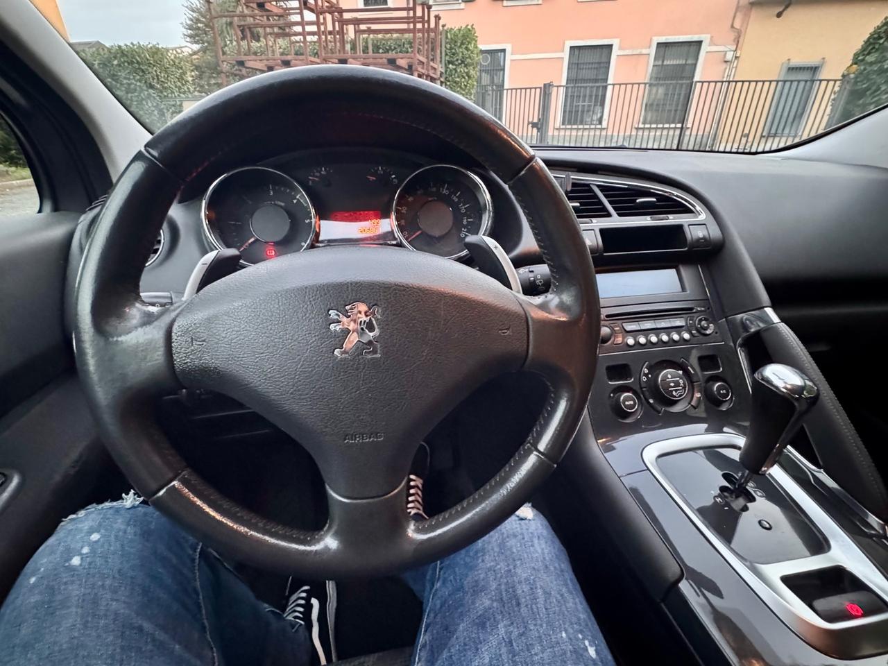 Peugeot 3008 1.6 e-HDi 112CV cambio robotizzato Stop&Start Allure
