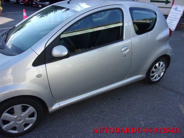 TOYOTA Aygo 1.0 12V VVT-i 3 porte Sol AUTOMATICA