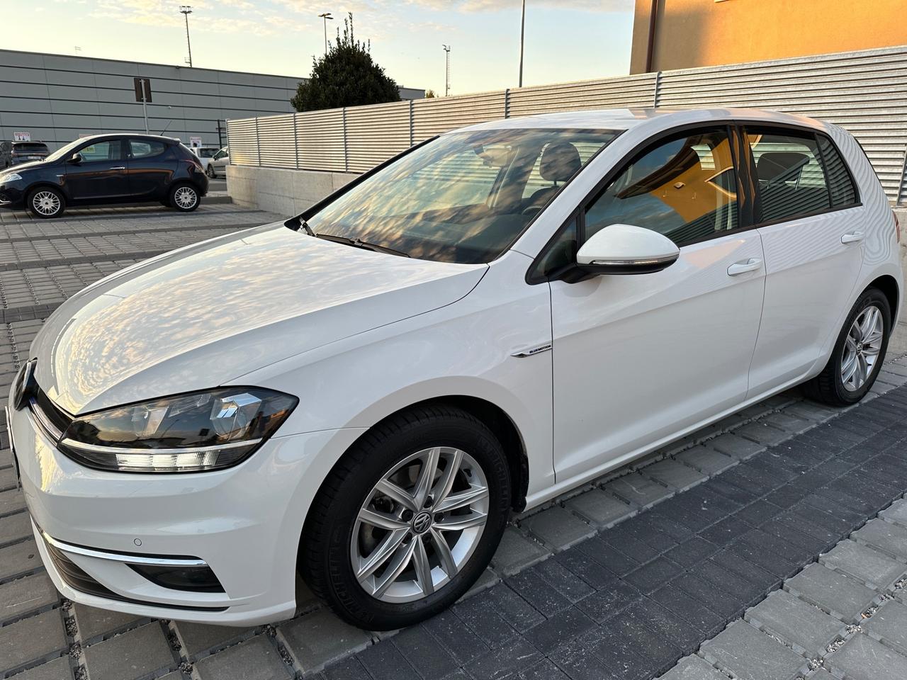 Volkswagen Golf 1.5 TGI DSG 5p. Business BlueMotion Technology METANO