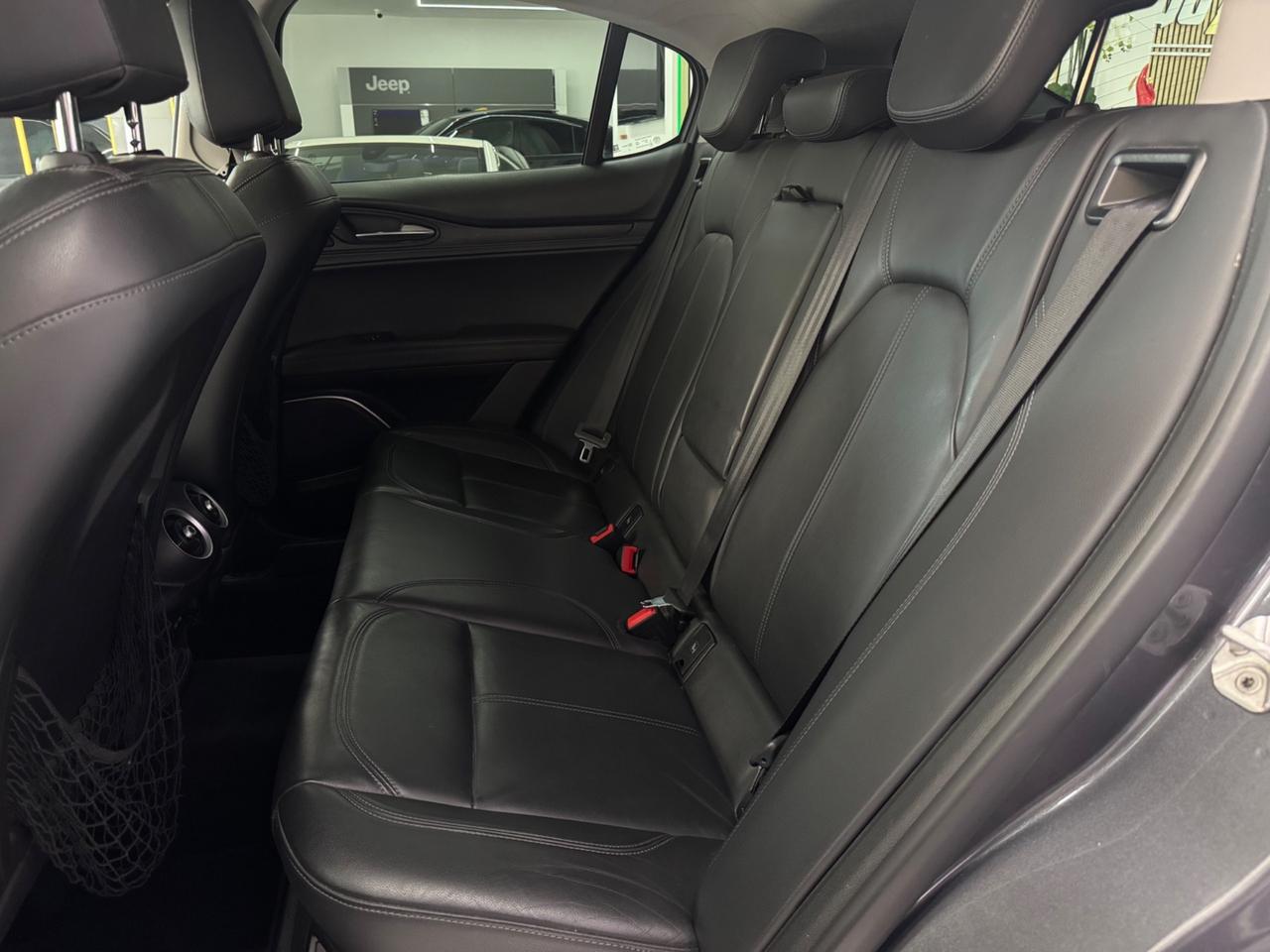 Alfa Romeo Stelvio 210CV AT8 Q4 Executive