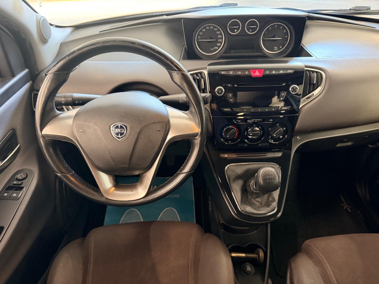 Lancia Ypsilon 1.2 69 CV 5 porte GPL Ecochic Gold