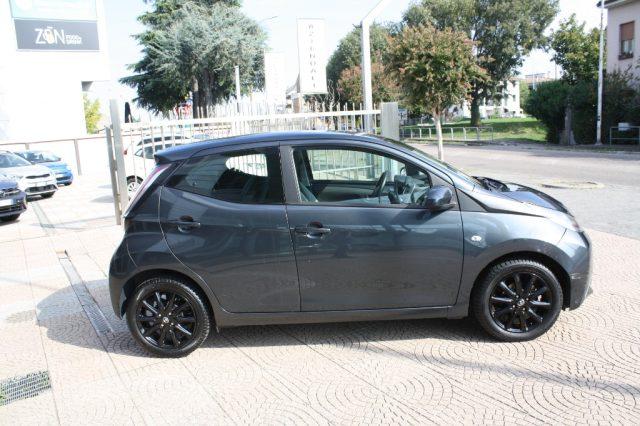 TOYOTA Aygo 1.0 VVT-i 69 CV 5 porte x-play TSS