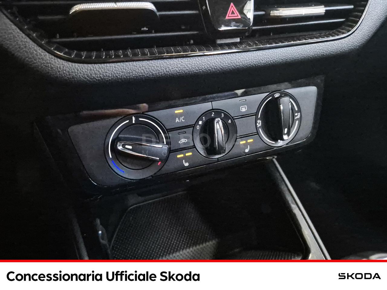 Skoda Fabia 1.0 tsi young edition 95cv