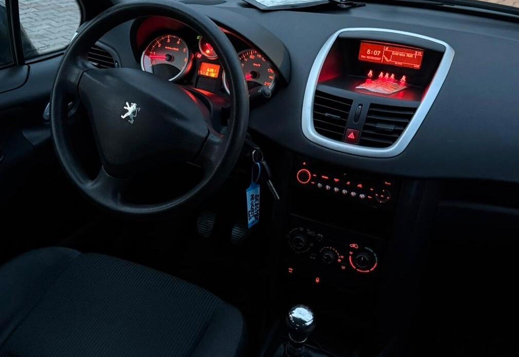 Peugeot 207*UNICOPROPRIETARIO *1.4 VTi 95CV 5p. XS