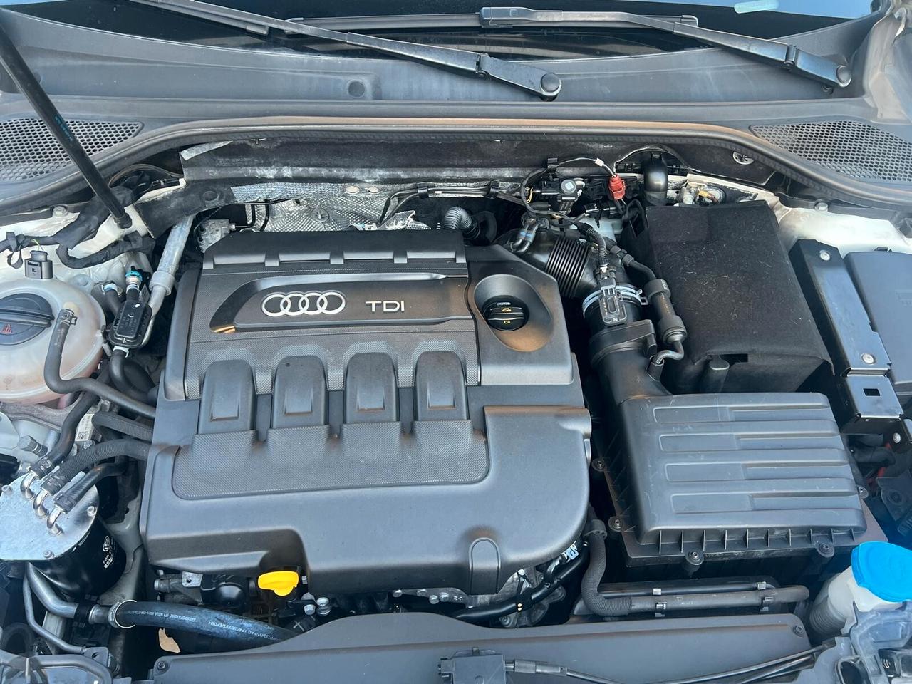 AUDI Q2 S LINE VIRTUAL COKPIT