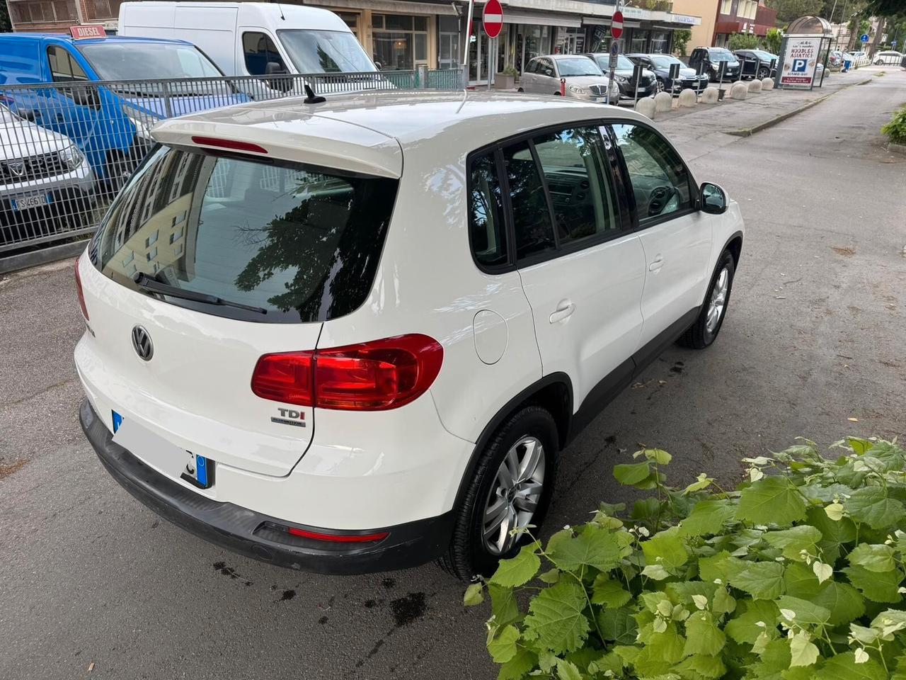VW Tiguan 2.0 TDI 110 CV NEOPATEN GARANZIA 12 MESI