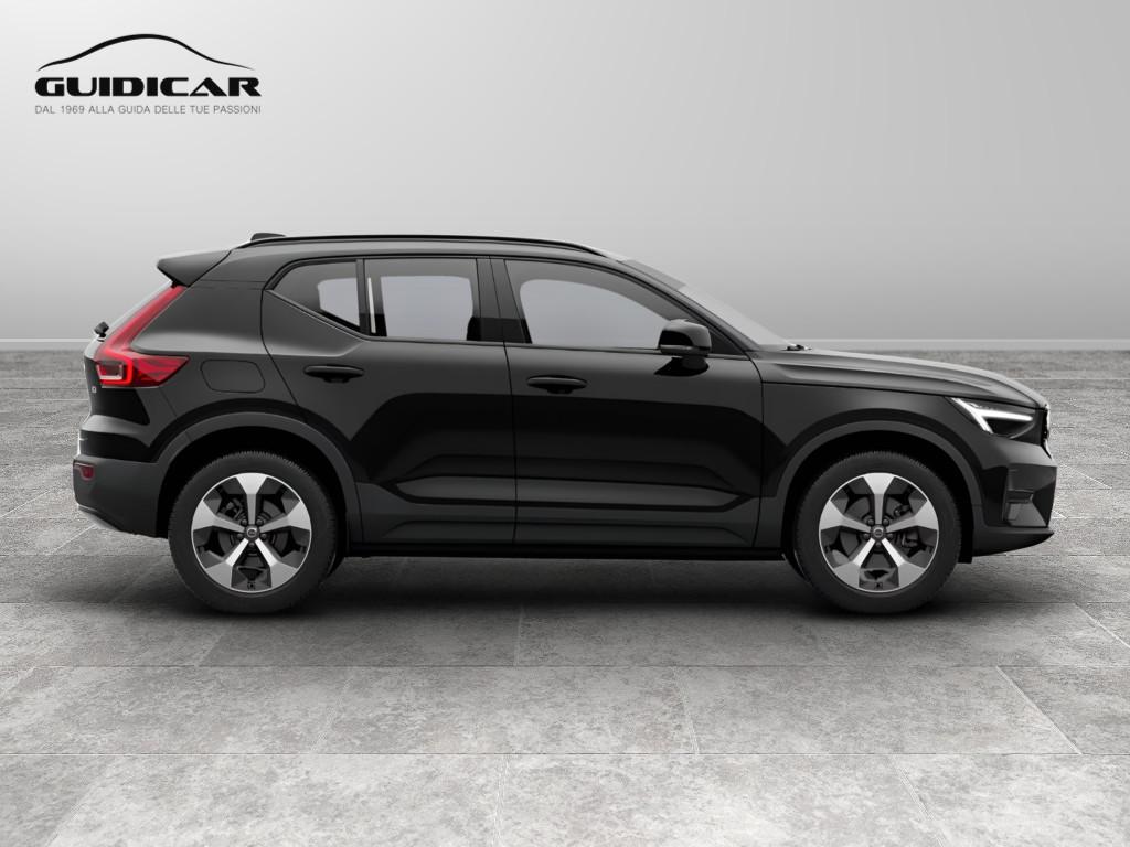 VOLVO XC40 ULTIMATE DARK B3 AUT