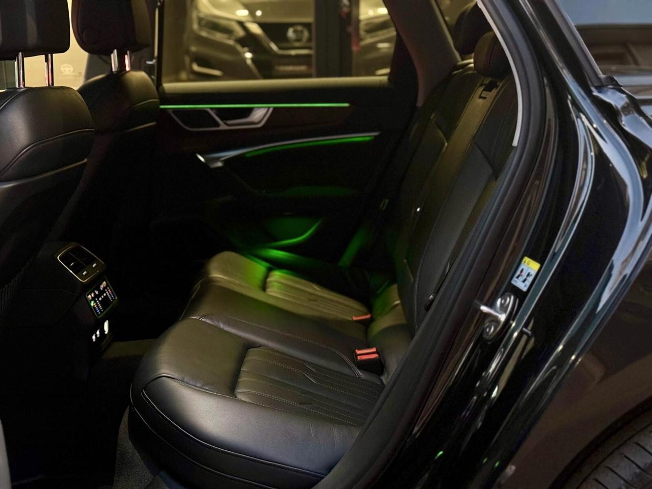 AUDI A6 AVANT 40TDI 2.0 204HP MHEV ULTRA S-TRONIC S-LINE IDENTITY BLACK-2020