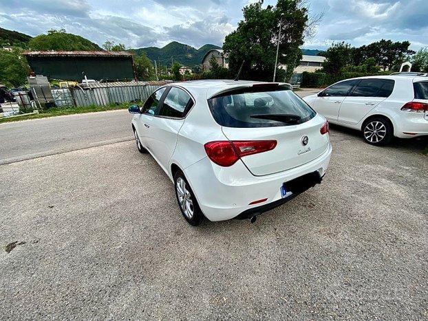 ALFA ROMEO Giulietta 2.0 MTJ 140 CV DISTINCTIVE