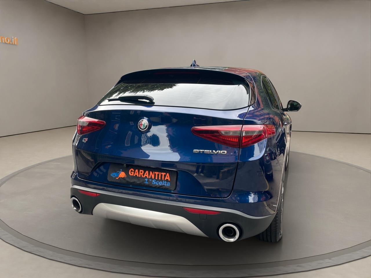 Alfa Romeo Stelvio 2.2 Turbodiesel 180 CV AT8 Q4 Business