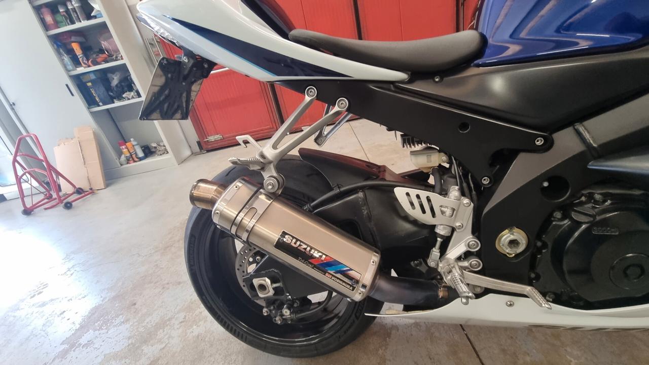Suzuki GSX R 1000 Yoshimura k6