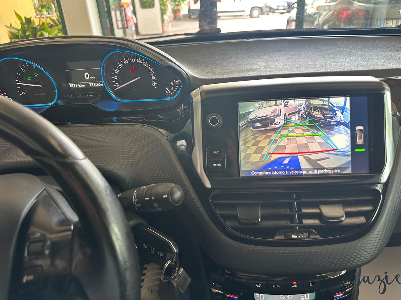 Peugeot 2008 BlueHDi 120 S&S Allure