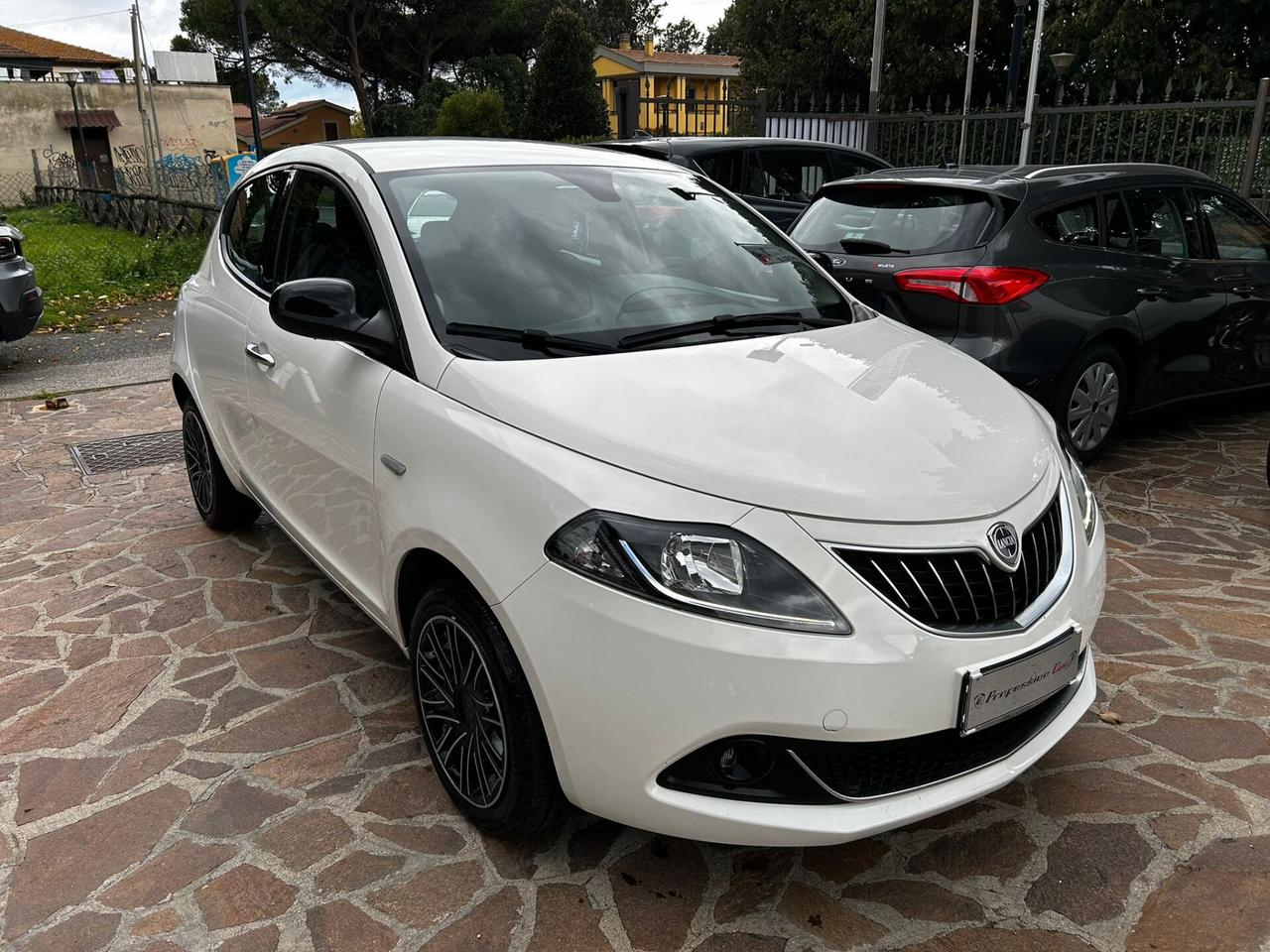 Lancia Ypsilon 1.2 69 CV 5 porte GPL Ecochic Gold