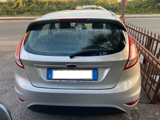 Ford Fiesta 1.4 5 porte Bz.- GPL