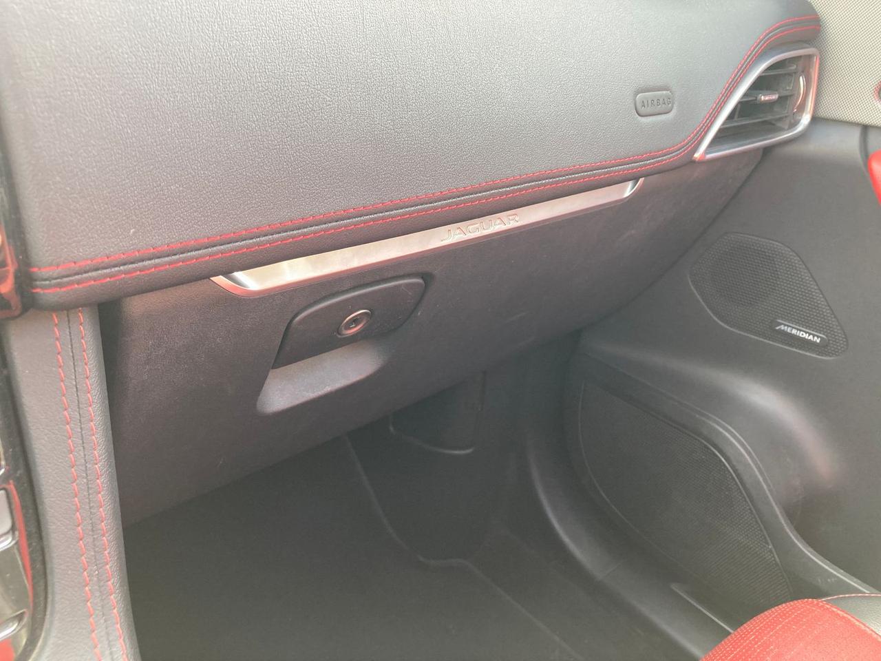 Jaguar F-Pace 2.0 20d Turbo Ch #4808