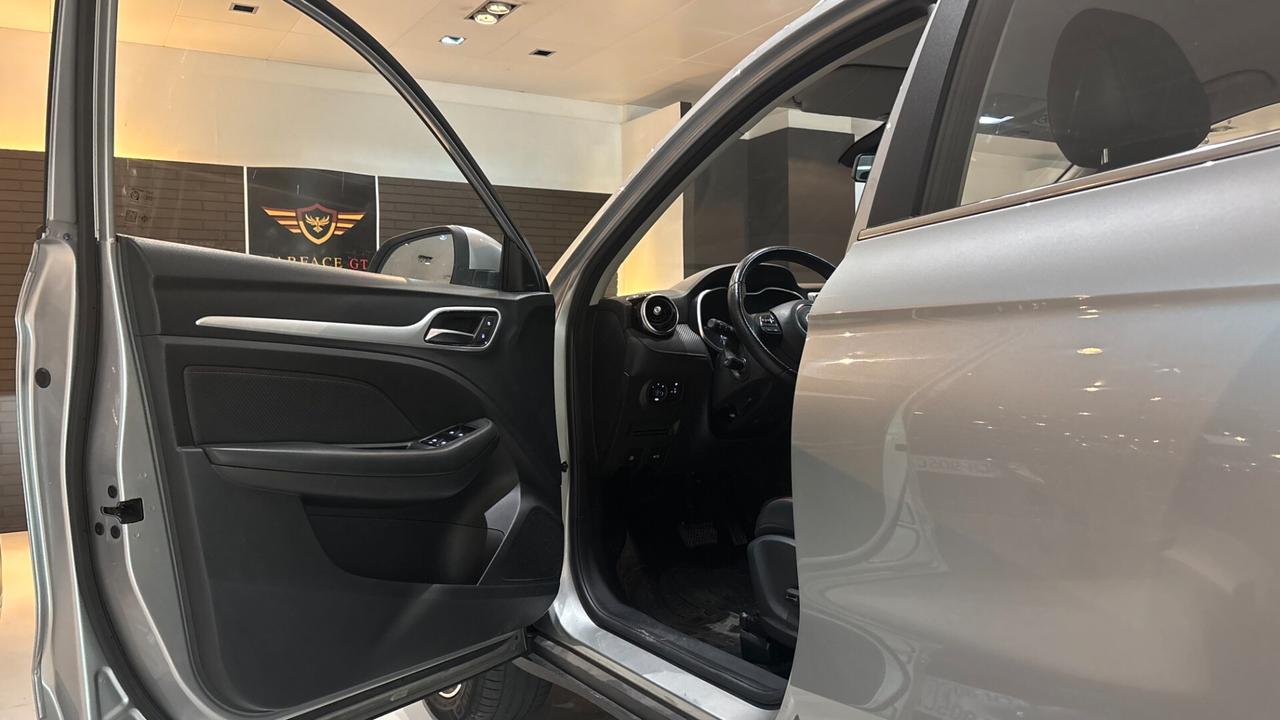 MG ZS 1.0B 111CV - 2022