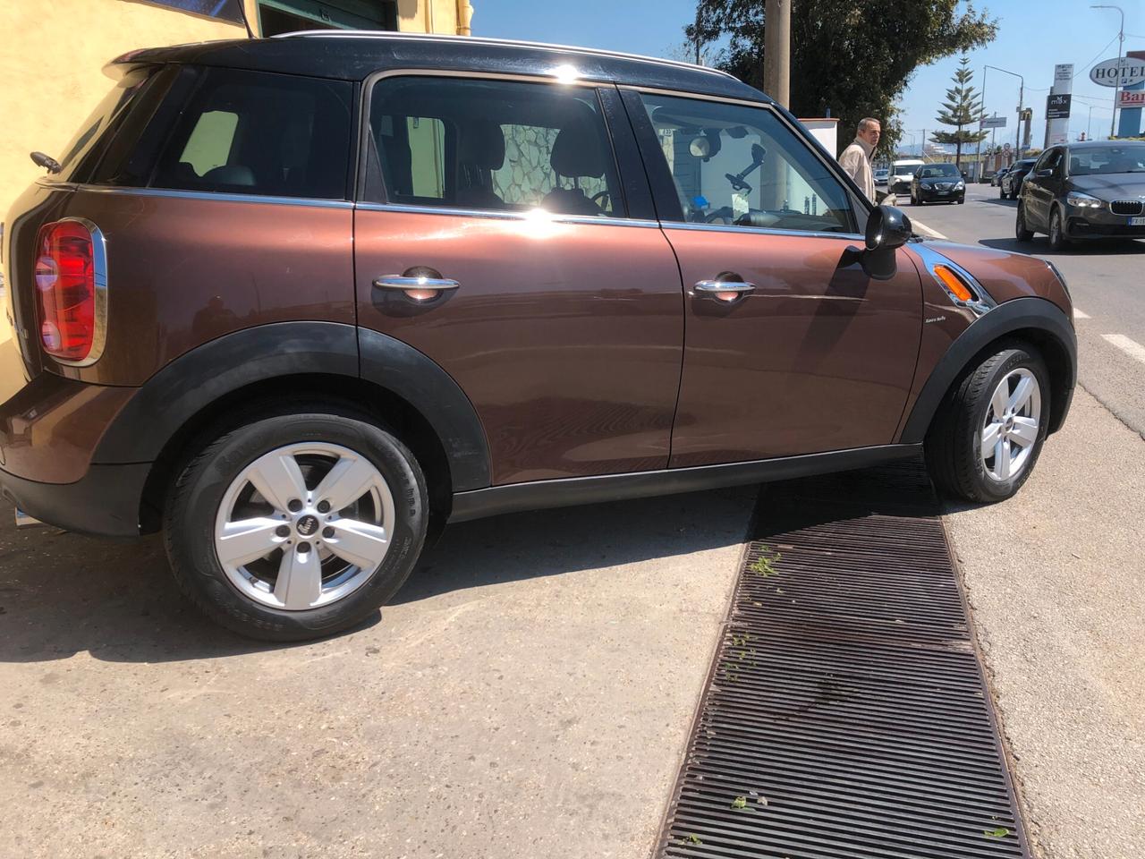 MINI COUNTRYMAN 1.6 DIESEL 110CV – 2016 FULL OPTIONAL – GARANTITA 12 MESI