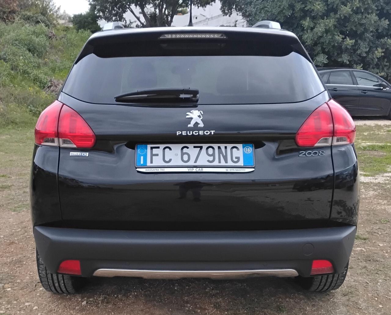 Peugeot 2008 BlueHDi 100 Allure