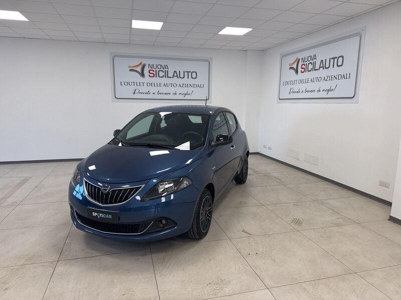 Lancia Ypsilon III 2021 1.0 firefly hybrid Gold s&s 70cv