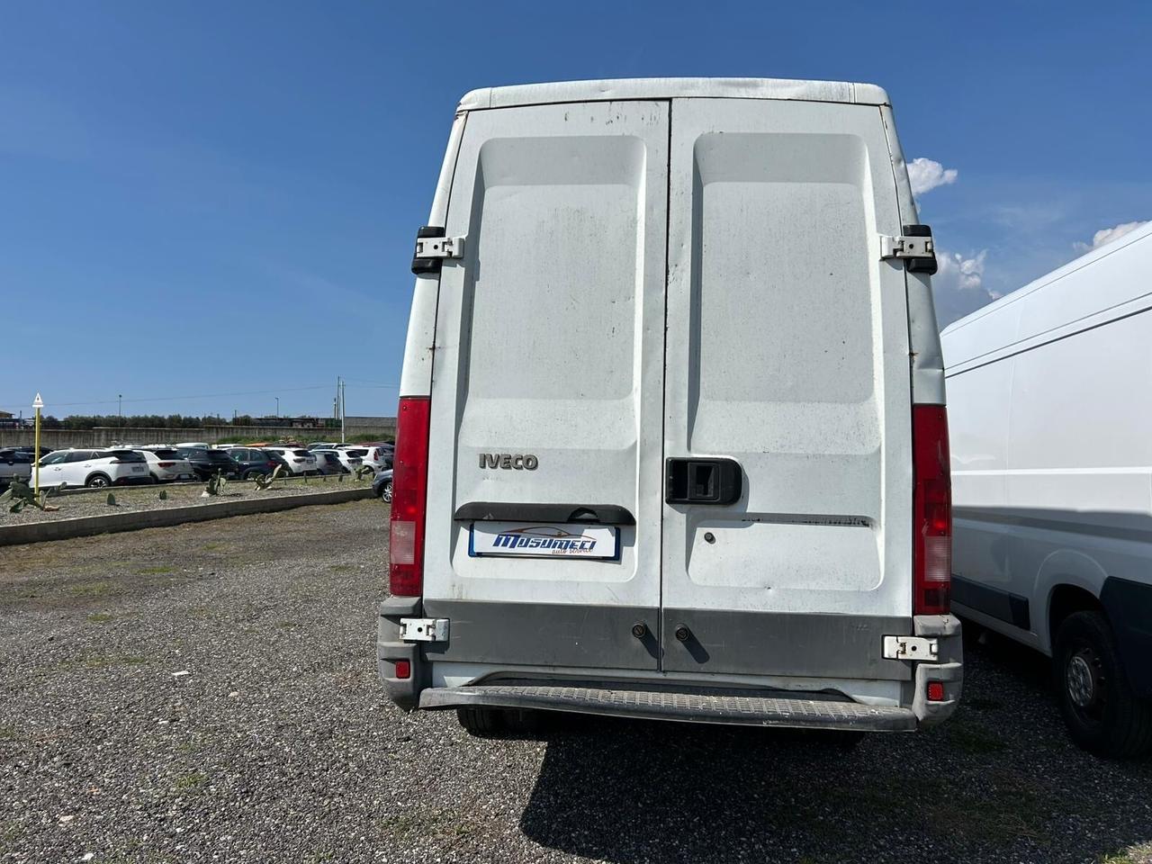 Iveco Daily 35S14VP 2.3 Hpi TDI PL-TA Furg.