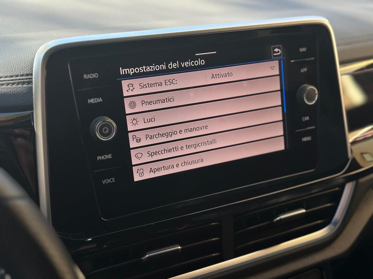 Volkswagen T-Roc 1.0 TSI R LINE #11172