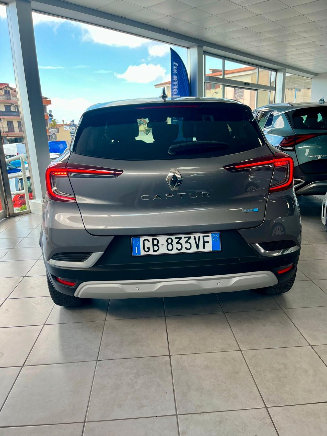 Renault Captur Plug-in Hybrid E-Tech 160 CV Intens