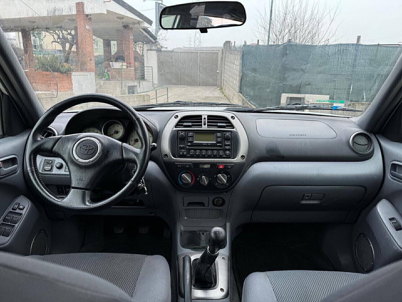 Toyota RAV 4 RAV4 2.0 Tdi D-4D cat 5 porte Sol 4x4 con gancio traino