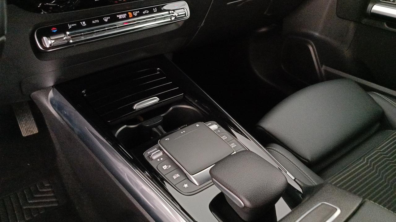 Mercedes-Benz GLA-H247 2020 - GLA 180 d Business auto