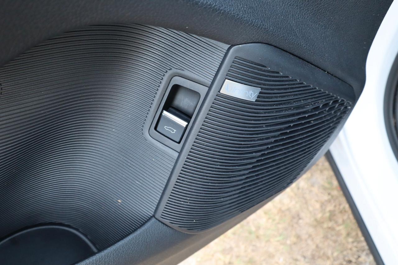 BYD Seal U DM-i 1.5cc PHEV 98cv/218cv Boost 2wd