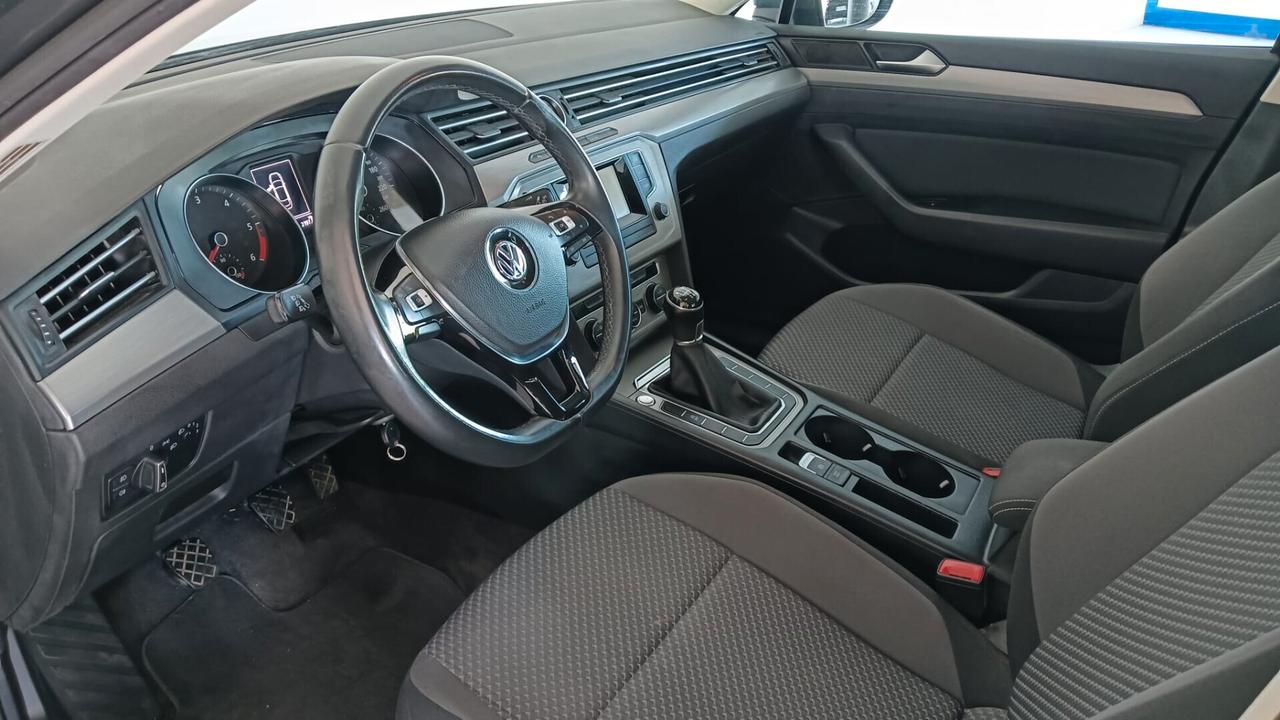 Volkswagen Passat 1.6 TDI Trendline BlueMotion