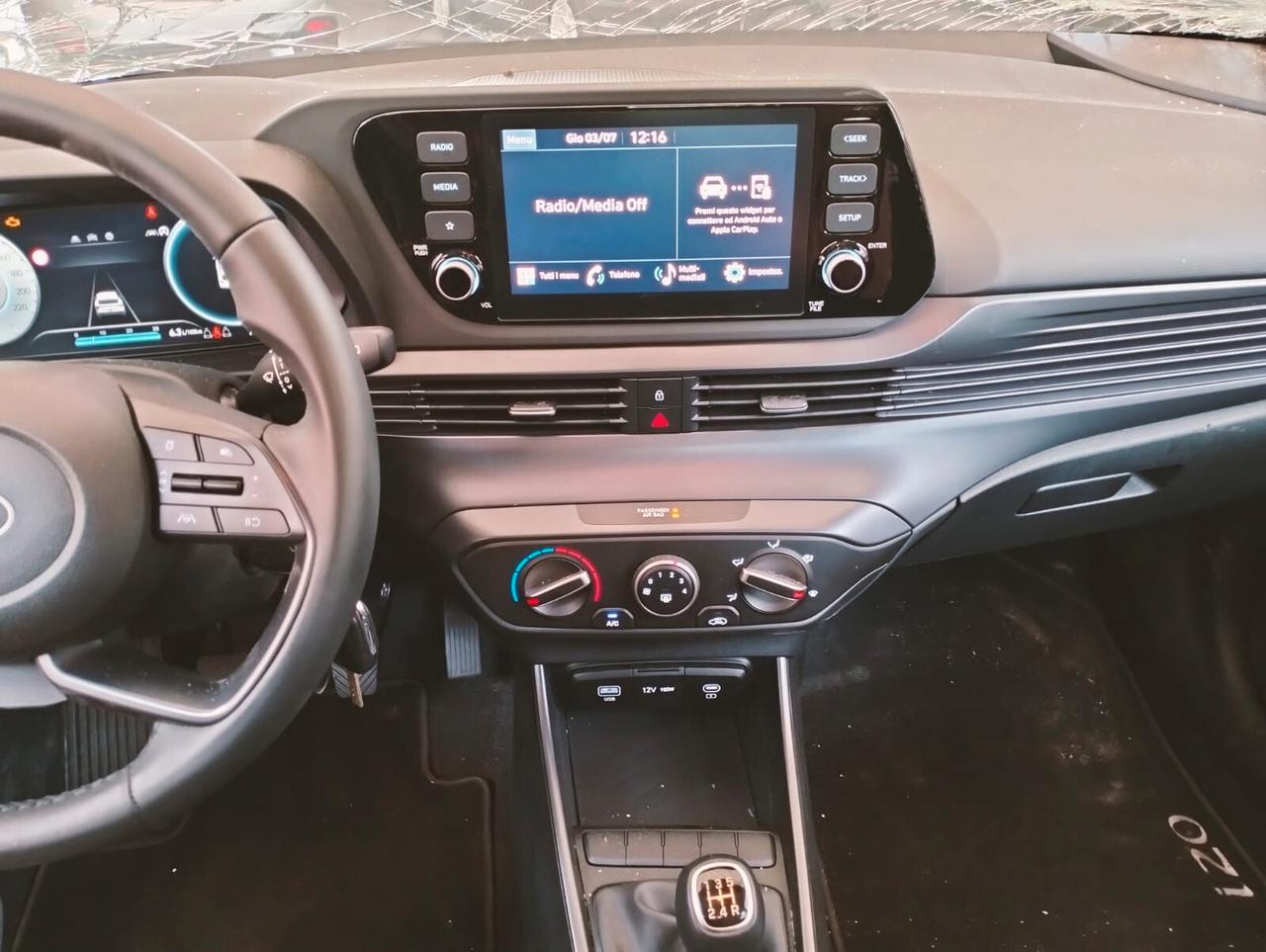 Hyundai i20 1.2 MPI - SINISTRATA -