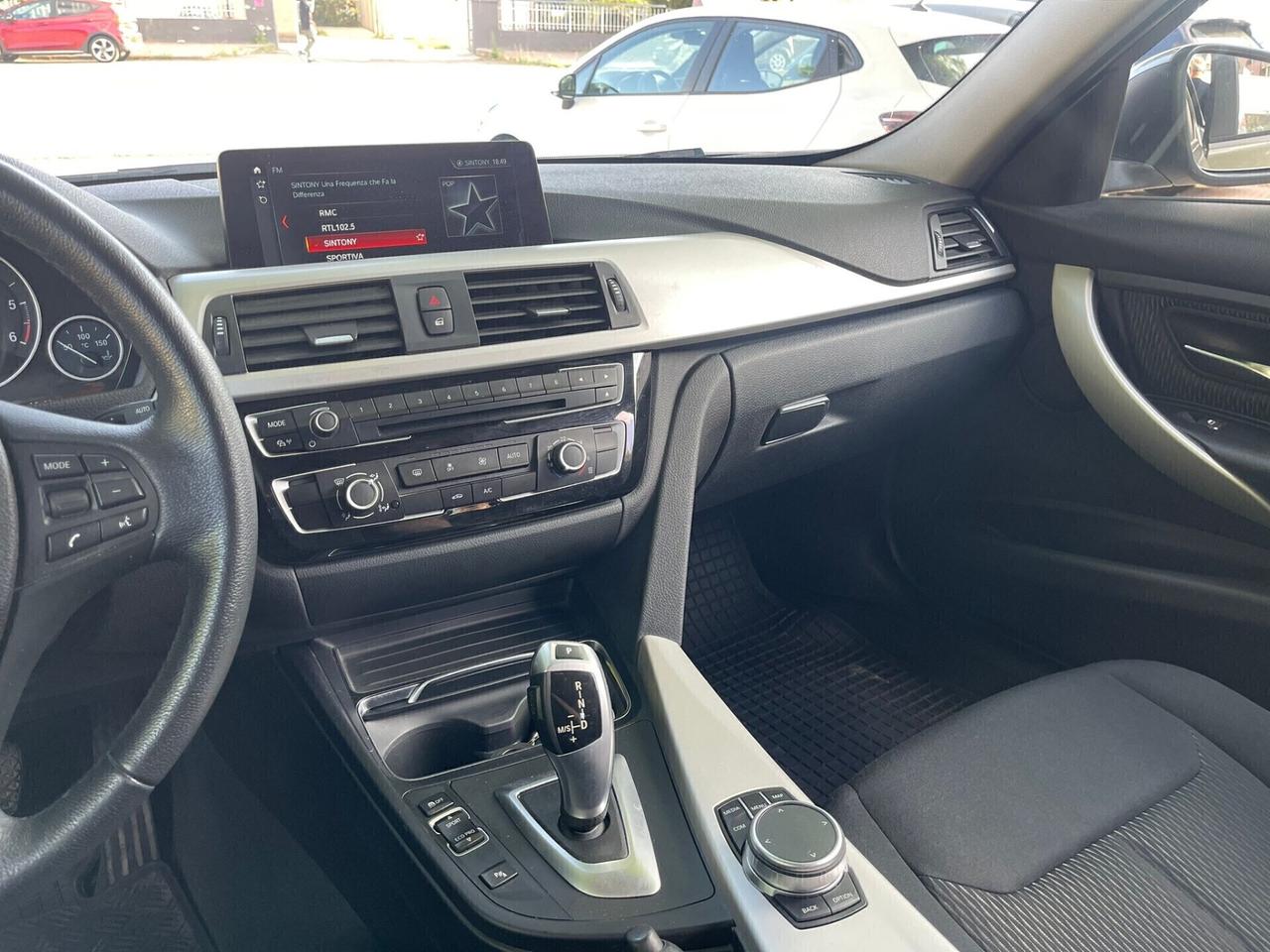 Bmw 318d KM. 121.000 7/2019 AUTOM. Touring Business Advantage