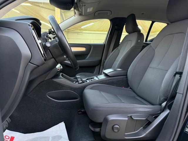 VOLVO XC40 D3 Geartronic Momentum Pro