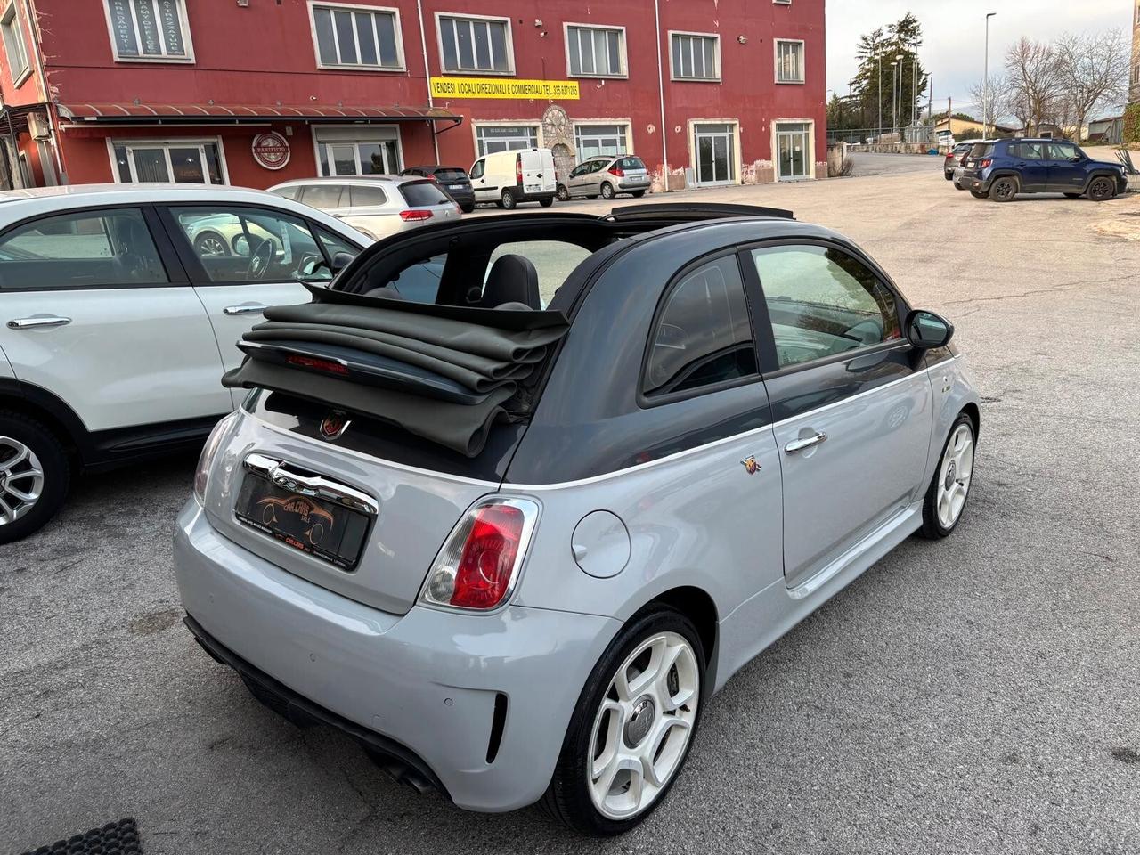 Abarth 500 C 1.4 Turbo T-Jet MTA Bicolore