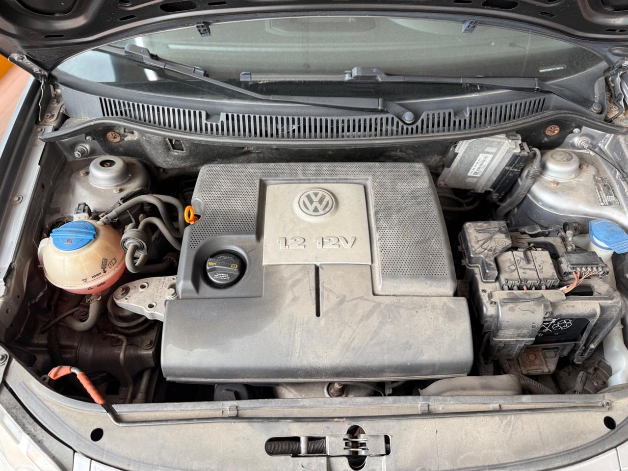 VW Polo 1.2Benz 64cv Neopatentati