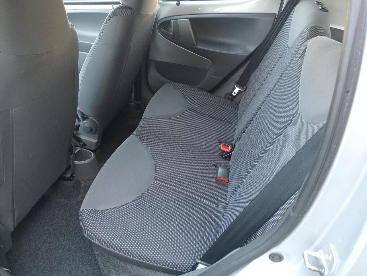 Peugeot 107 1.0 68CV 5p. AUTOMATICA